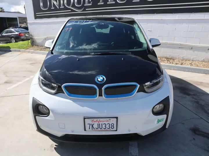 WHITE, 2014 BMW I3 Image 2