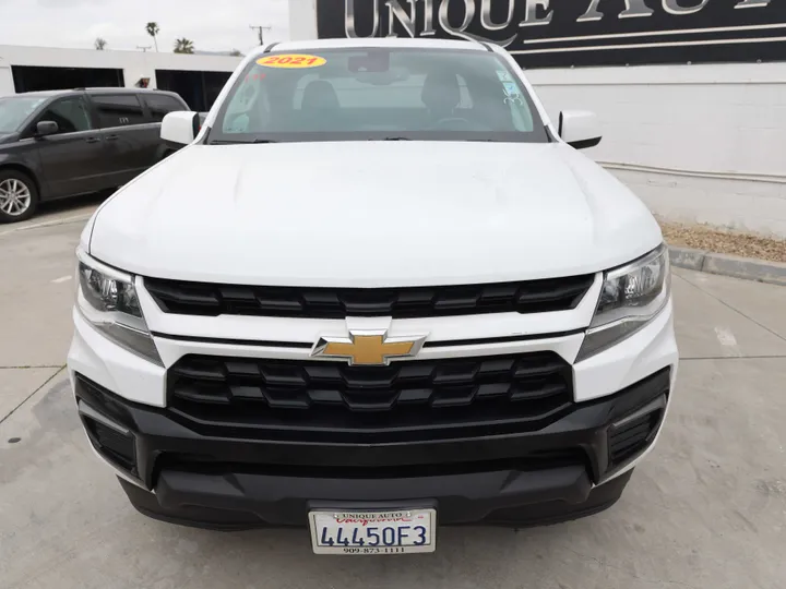 WHITE, 2021 CHEVROLET COLORADO EXTENDED CAB Image 2