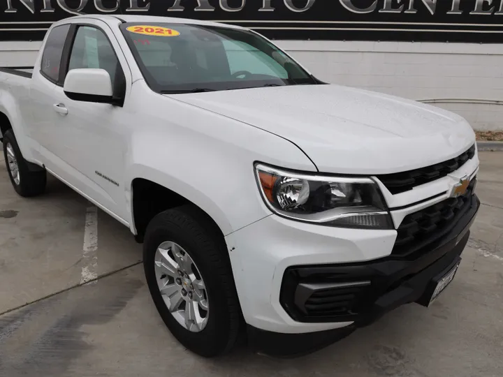 WHITE, 2021 CHEVROLET COLORADO EXTENDED CAB Image 3