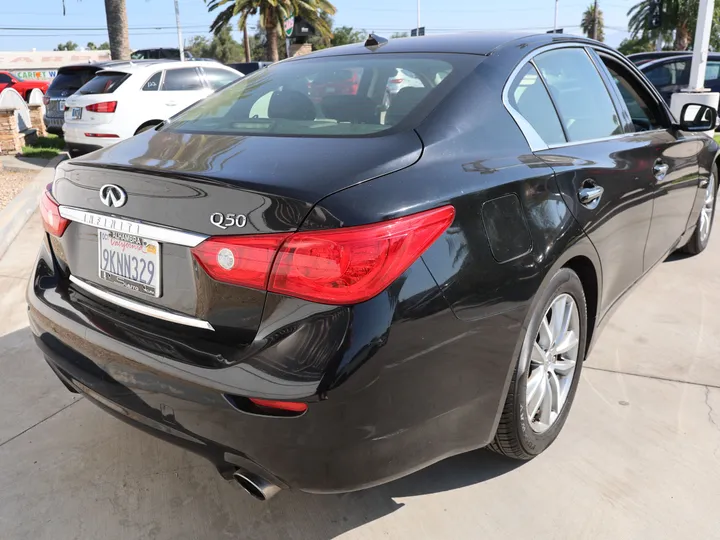 BLACK, 2014 INFINITI Q50 Image 5