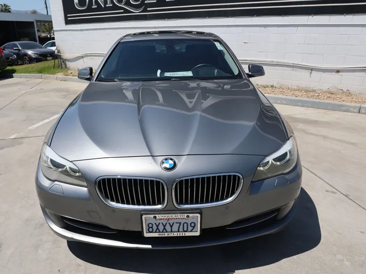 GRAY, 2013 BMW 5 SERIES Image 2