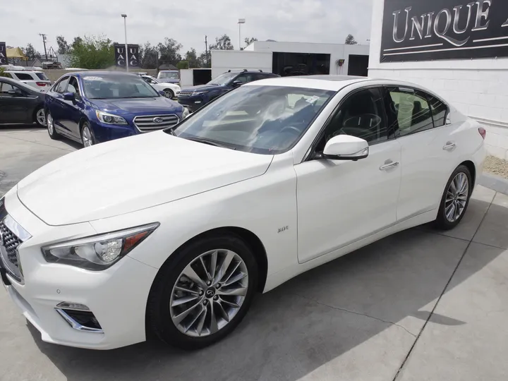 WHITE, 2020 INFINITI Q50 Image 7