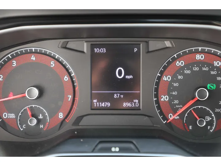 WHITE, 2019 VOLKSWAGEN JETTA Image 10