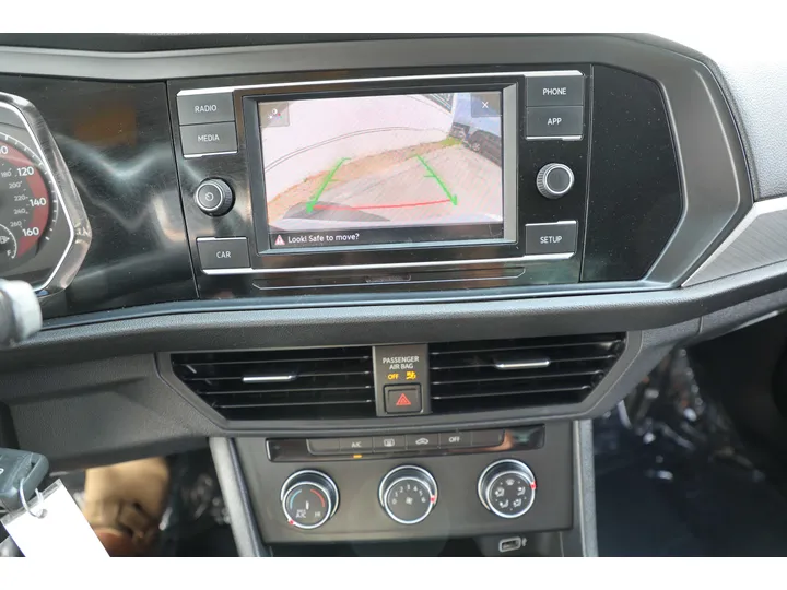 WHITE, 2019 VOLKSWAGEN JETTA Image 12