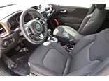 WHITE, 2019 JEEP RENEGADE Thumnail Image 8