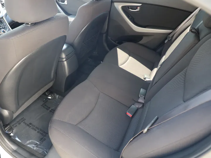 GRAY, 2016 HYUNDAI ELANTRA Image 14