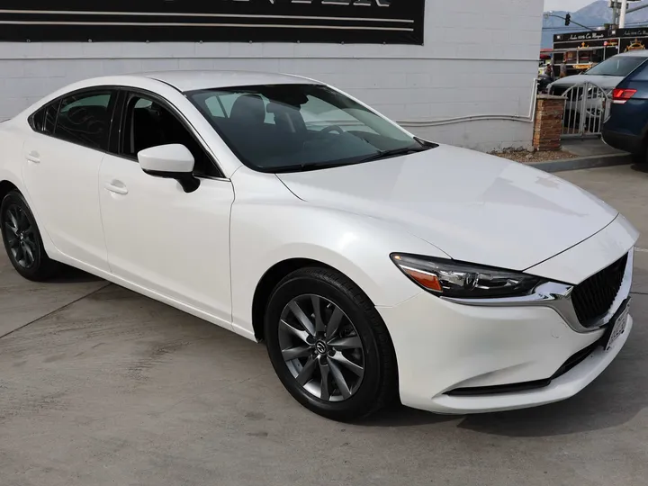 WHITE, 2020 MAZDA MAZDA6 Image 3