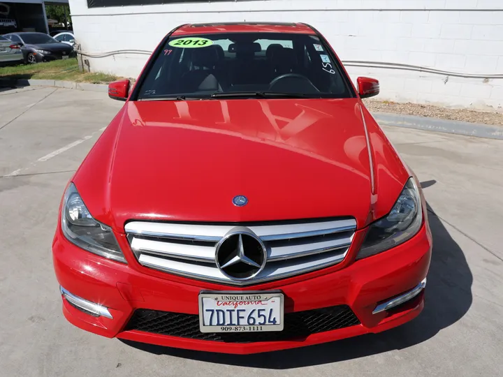 RED, 2013 MERCEDES-BENZ C-CLASS Image 2