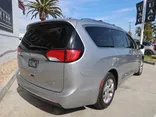 SILVER, 2018 CHRYSLER PACIFICA Thumnail Image 5