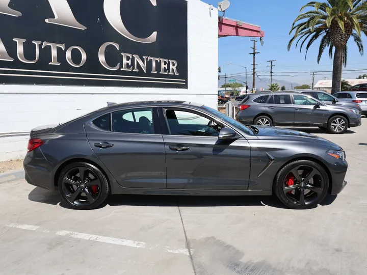 GRAY, 2019 GENESIS G70 Image 4