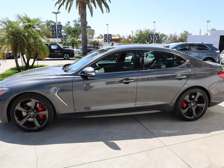 GRAY, 2019 GENESIS G70 Image 6