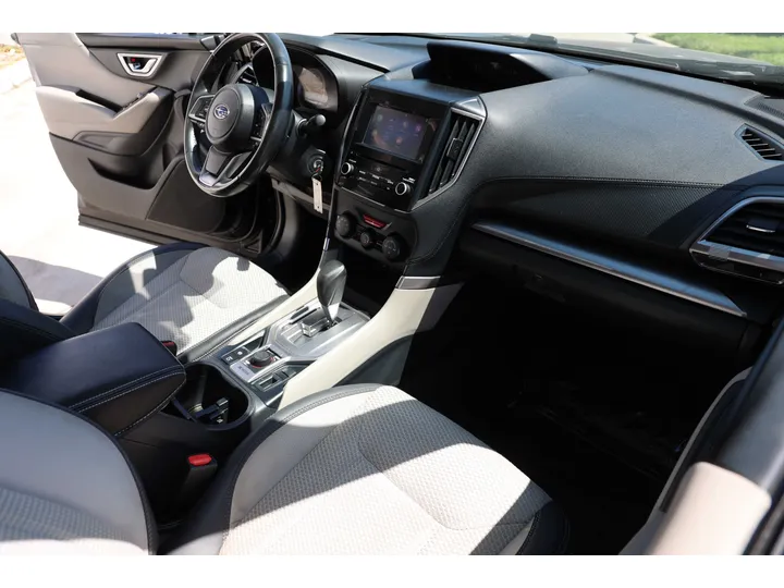 BLACK, 2019 SUBARU FORESTER Image 14