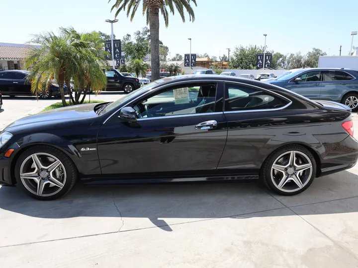 BLACK, 2012 MERCEDES-BENZ C-CLASS Image 6