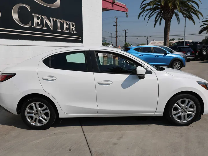 WHITE, 2016 SCION IA Image 4