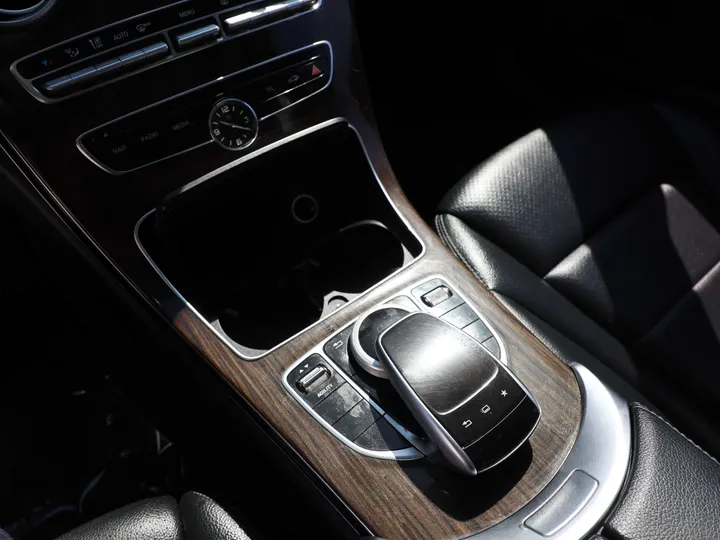 SILVER, 2015 MERCEDES-BENZ C-CLASS Image 15