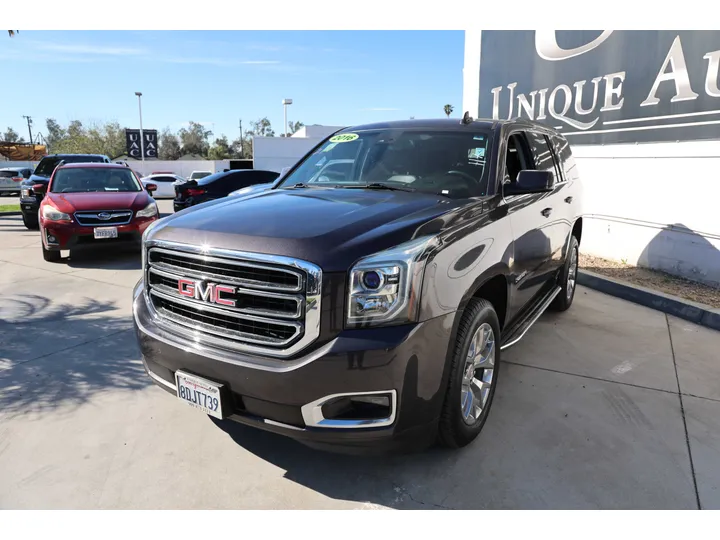 GRAY, 2016 GMC YUKON Image 6
