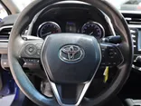BLUE, 2018 TOYOTA CAMRY Thumnail Image 10