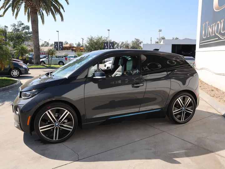 GRAY, 2015 BMW I3 Image 5