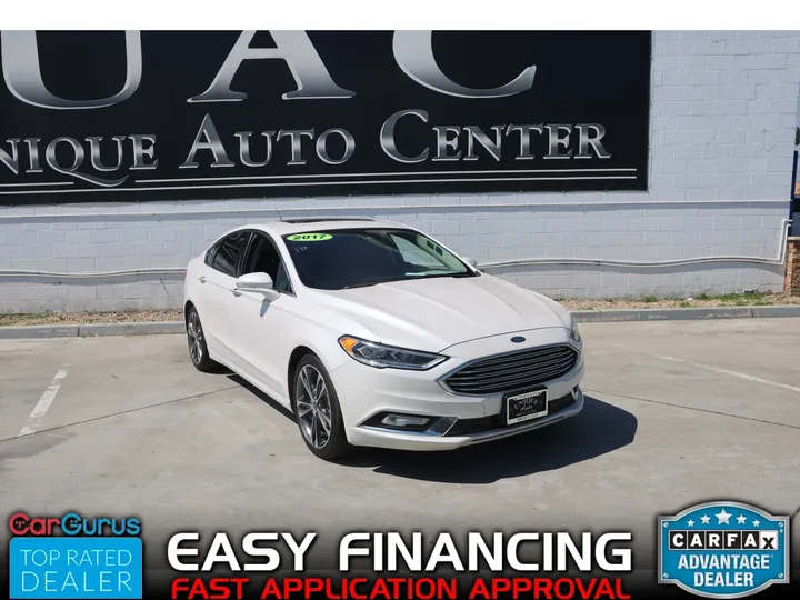 WHITE, 2017 FORD FUSION Image 1