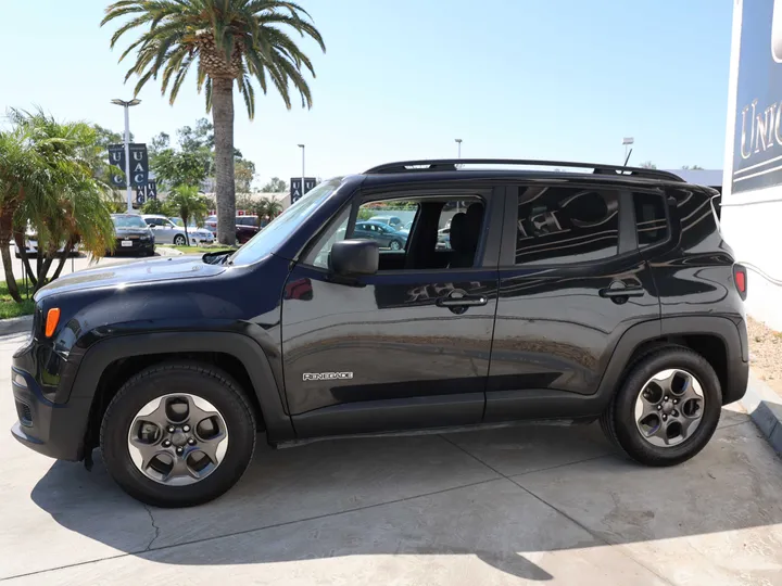 RED, 2017 JEEP RENEGADE Image 6