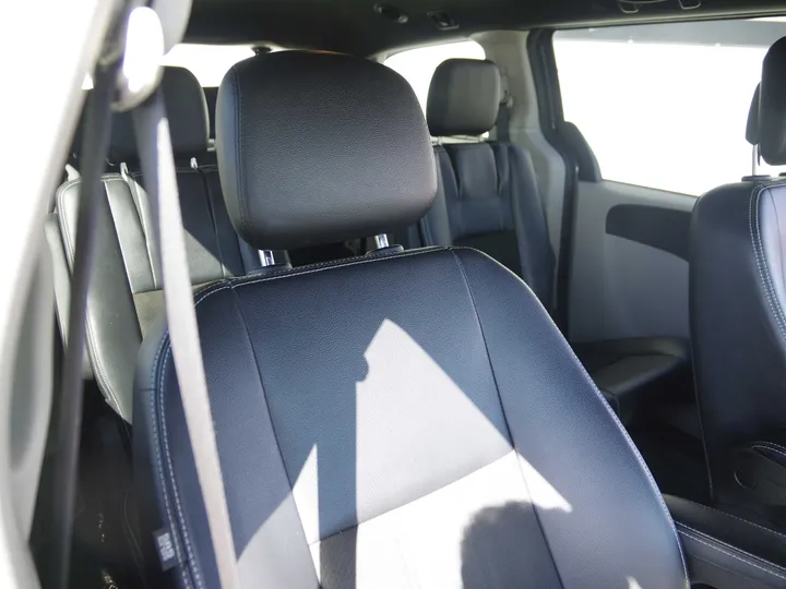 GRAY, 2019 DODGE GRAND CARAVAN PASSENGER Image 20