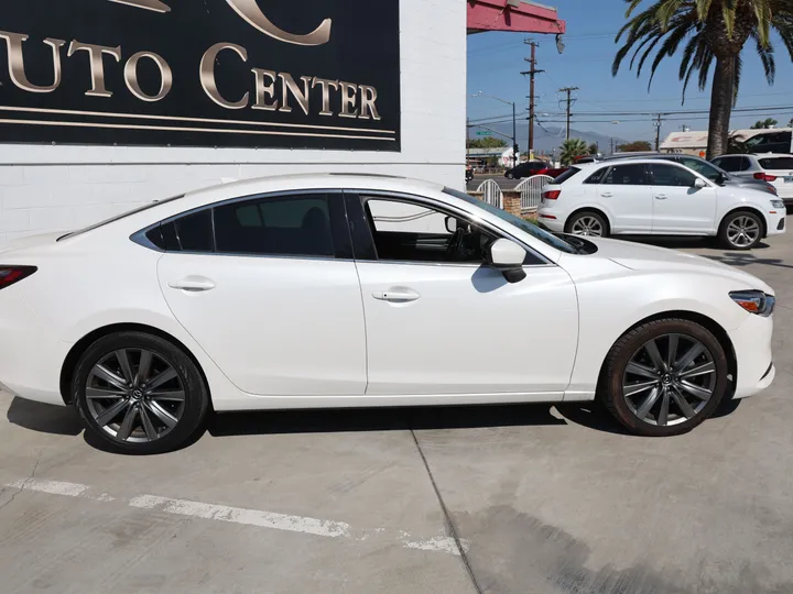 WHITE, 2020 MAZDA MAZDA6 Image 4