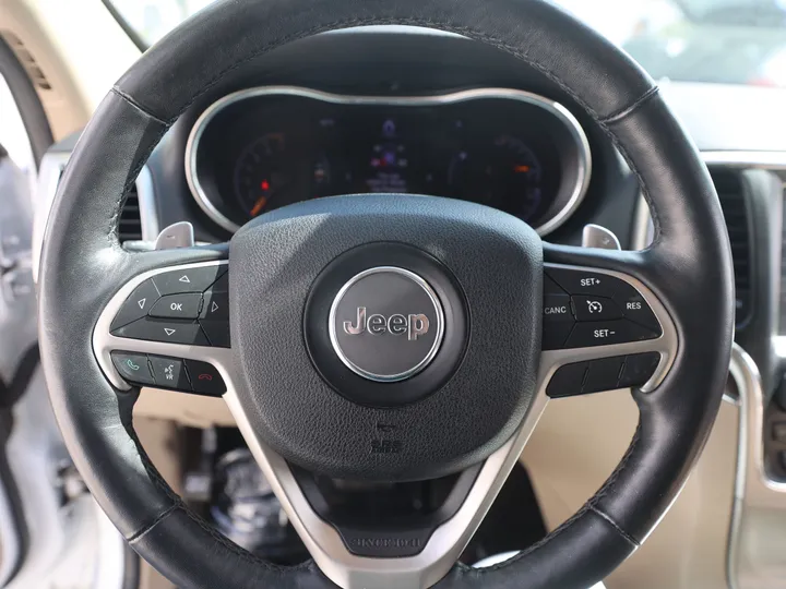 WHITE, 2015 JEEP GRAND CHEROKEE Image 10