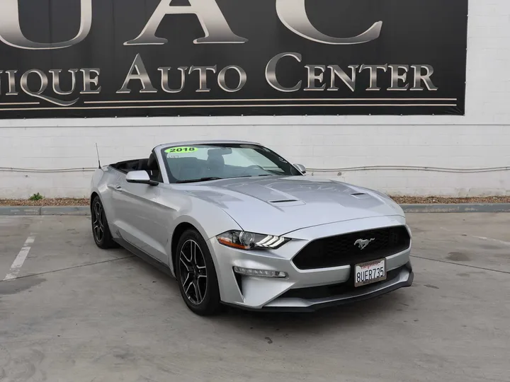 SILVER, 2018 FORD MUSTANG Image 17