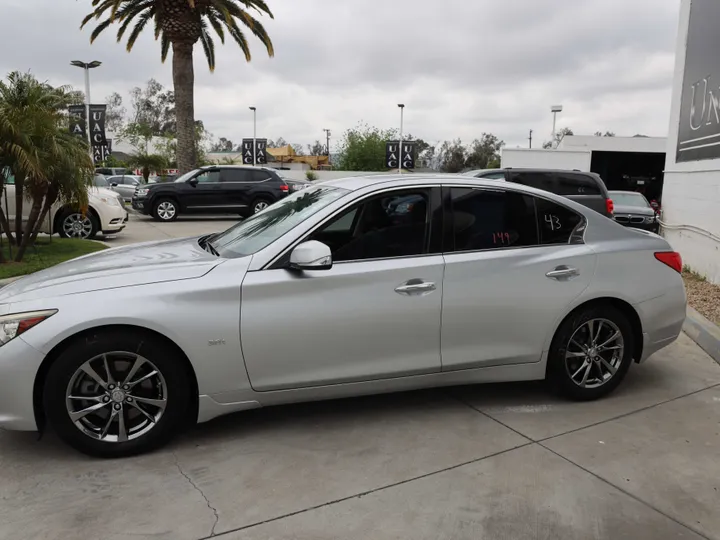 SILVER, 2017 INFINITI Q50 Image 6