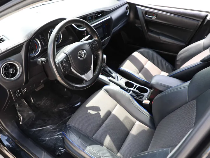 BLACK, 2019 TOYOTA COROLLA Image 8