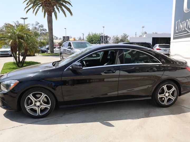 BLACK, 2014 MERCEDES-BENZ CLA-CLASS Image 6