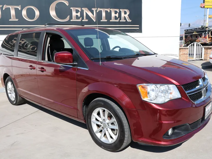 RED, 2019 DODGE GRAND CARAVAN PASSENGER Image 3