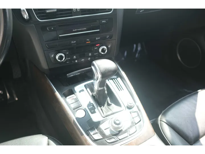 GRAY, 2014 AUDI Q5 Image 14