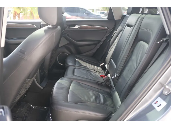 GRAY, 2014 AUDI Q5 Image 15