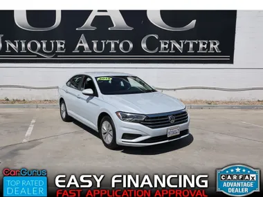 WHITE, 2019 VOLKSWAGEN JETTA Image 