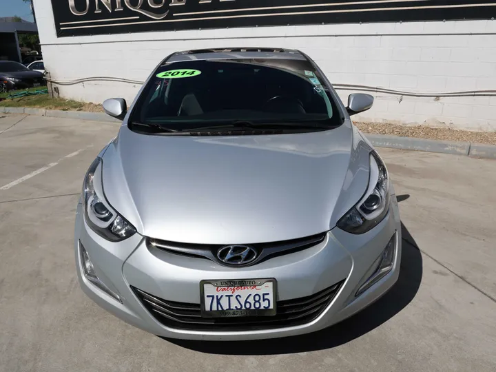 SILVER, 2014 HYUNDAI ELANTRA Image 2