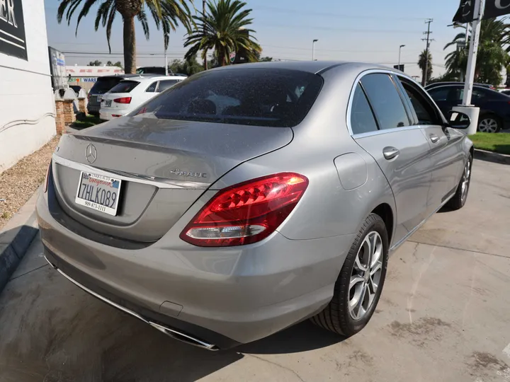 SILVER, 2015 MERCEDES-BENZ C-CLASS Image 5