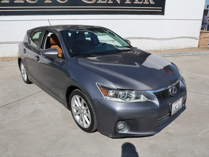 GRAY, 2012 LEXUS CT Image 4