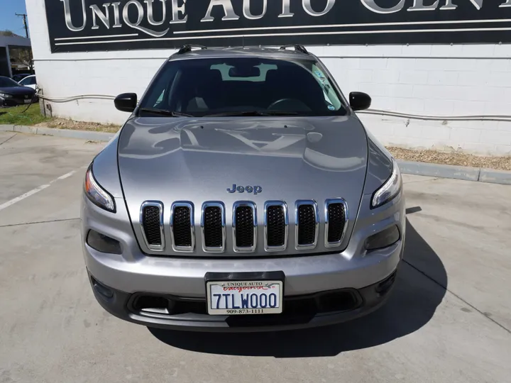 SILVER, 2016 JEEP CHEROKEE Image 2