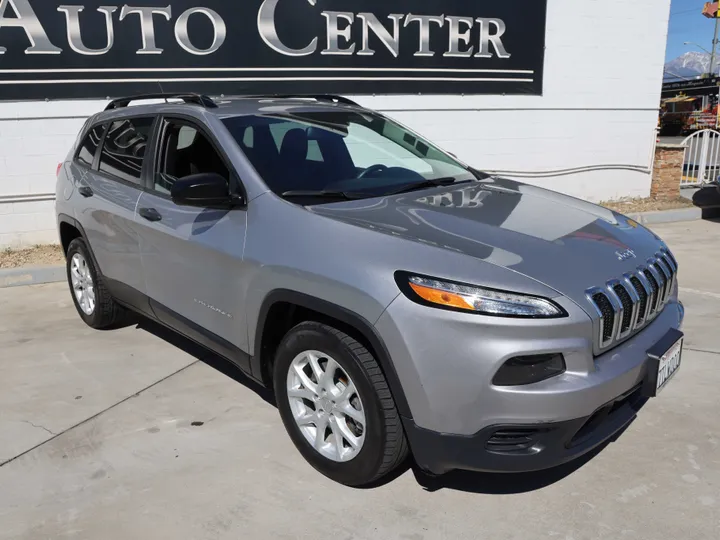 SILVER, 2016 JEEP CHEROKEE Image 3