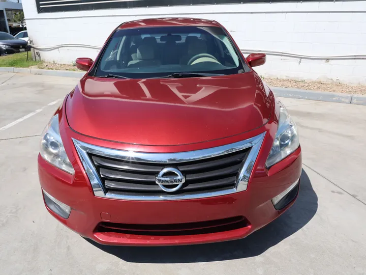 RED, 2015 NISSAN ALTIMA Image 2