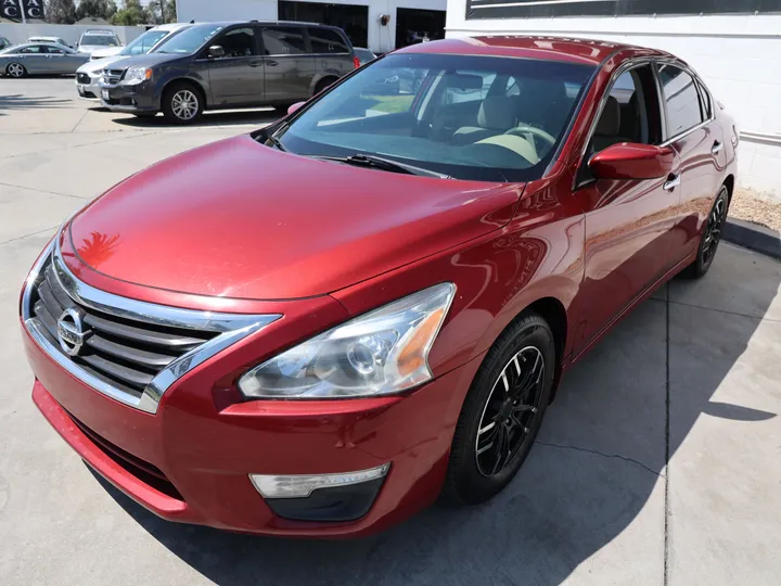 RED, 2015 NISSAN ALTIMA Image 6
