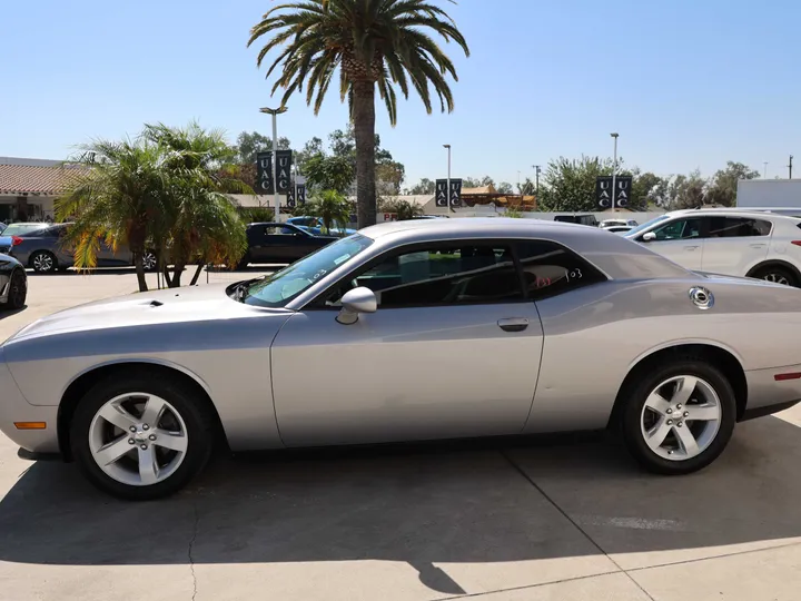 SILVER, 2014 DODGE CHALLENGER Image 6