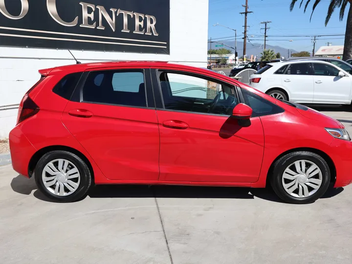 RED, 2015 HONDA FIT Image 4