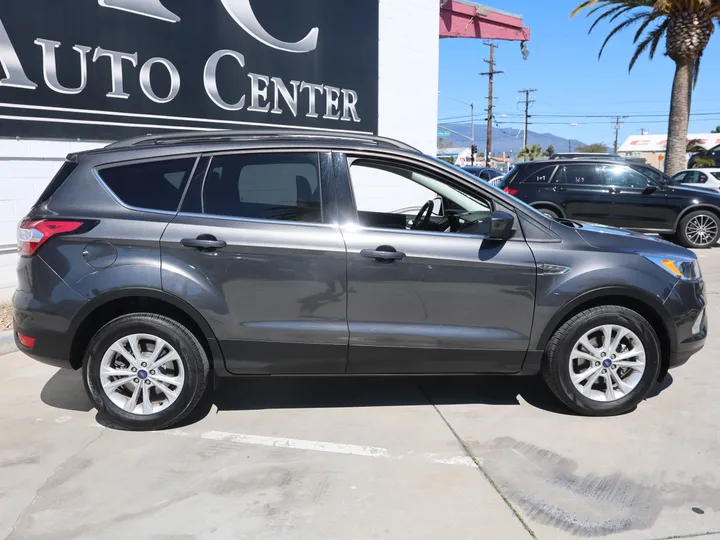 GRAY, 2018 FORD ESCAPE Image 4