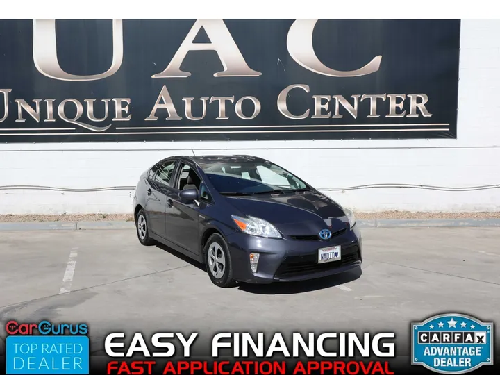 GRAY, 2013 TOYOTA PRIUS Image 1