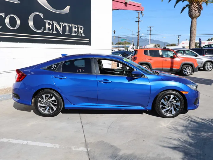 BLUE, 2017 HONDA CIVIC Image 4