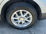 GRAY, 2024 CHEVROLET EQUINOX Thumnail Image 19