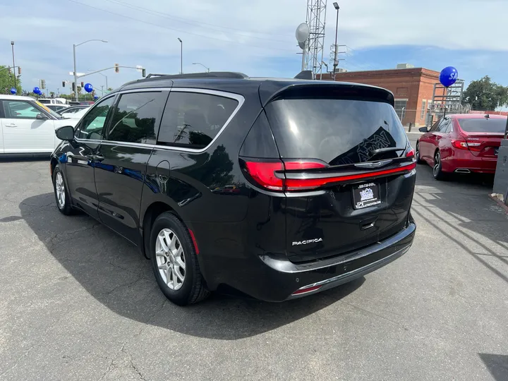 BLACK, 2022 CHRYSLER PACIFICA Image 6