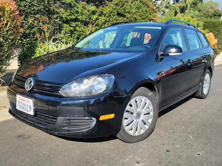 BLACK, 2013 VOLKSWAGEN JETTA SPORTWAGEN Image 1